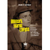 Bibliotecaria, solterona y con gafas